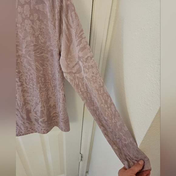 Simply Vera Wang pink long sleeve top size S - Picture 5 of 6